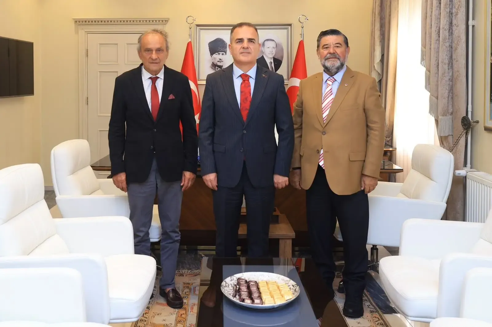 BODTO Başkanı Mahmut Serdar Kocadon ve Meclis Başkanı İlhan Ersan’dan Muğla Valisi İdris Akbıyık’a Veda Ziyareti
